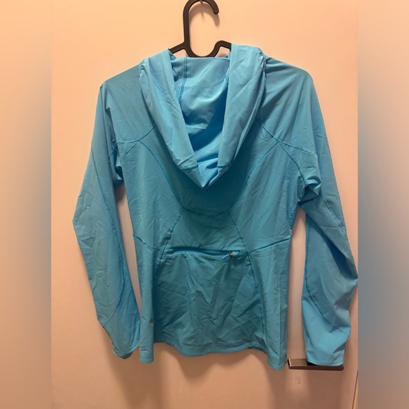 Most popular Lululemon windbreaker - Picture 2 of 5